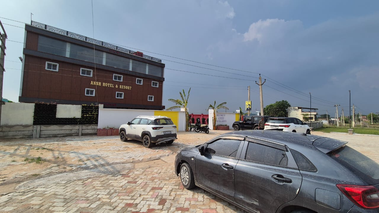 On-site parking in front of Ansh Hotel & Resort