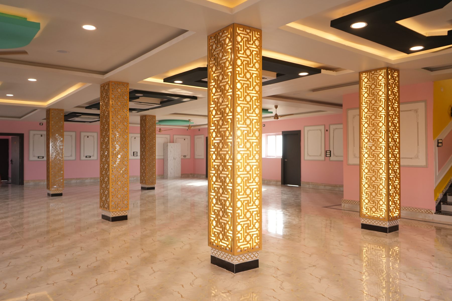 Multi-purpose hall at Ansh Hotel & Resort, arranged for meetings and seminars